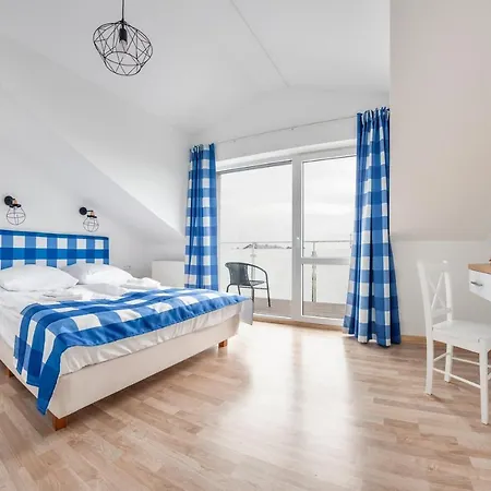 Seaside Grzybowo, Sun & Snow *